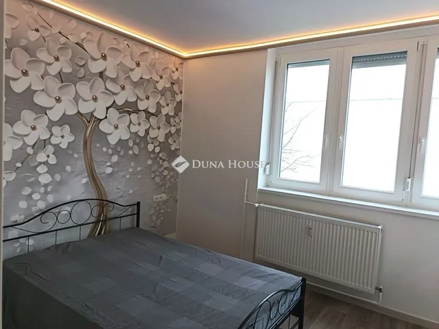 Eladó lakás Vác 66 nm