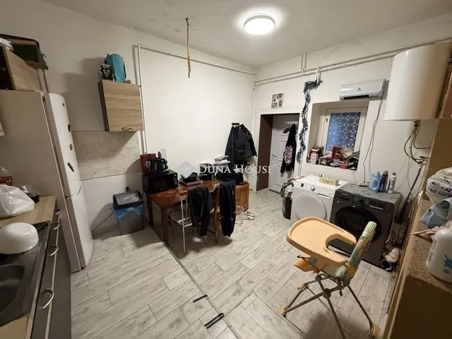 Eladó ház Fót 135 nm