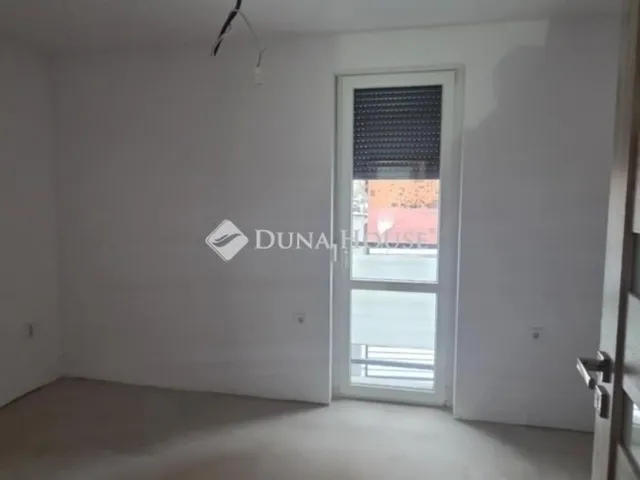 Eladó lakás Vác 105 nm