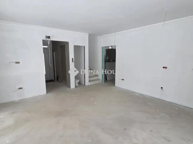 Eladó ház Vác 86 nm