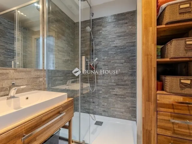 Eladó lakás Budapest III. kerület, Békásmegyer 114 nm