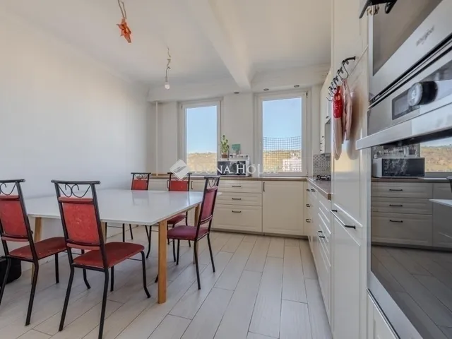 Eladó lakás Budapest III. kerület, Békásmegyer 114 nm