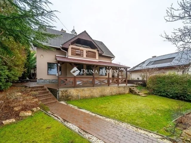 Eladó ház Budaörs 150 nm