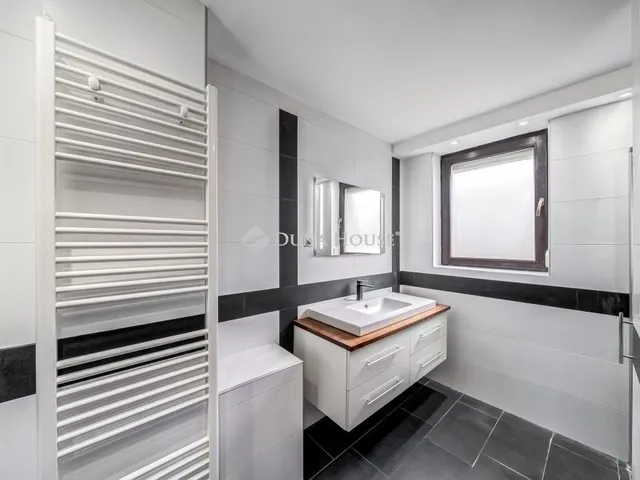 Eladó ház Budaörs 150 nm