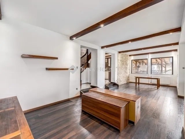 Eladó ház Budaörs 150 nm