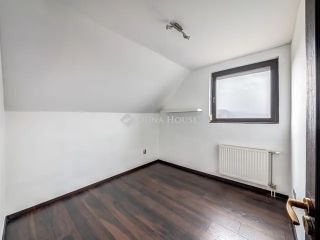 Eladó ház Budaörs 150 nm