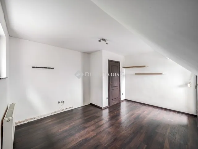 Eladó ház Budaörs 150 nm