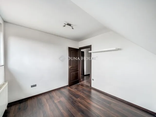 Eladó ház Budaörs 150 nm