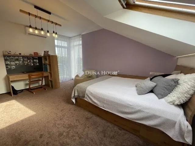 Eladó ház Érd 265 nm