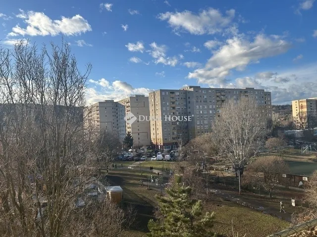 Eladó lakás Budapest III. kerület 74 nm