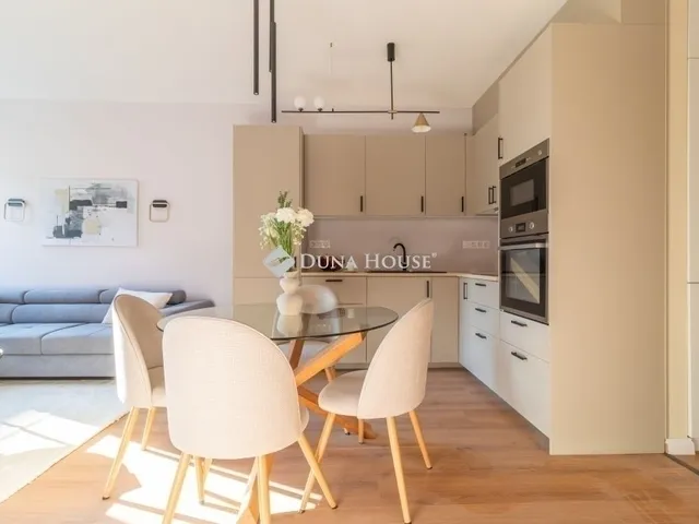 Eladó lakás Budapest II. kerület, Országút 71 nm