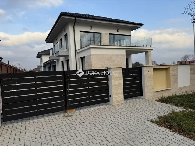 Eladó ház Érd 174 nm