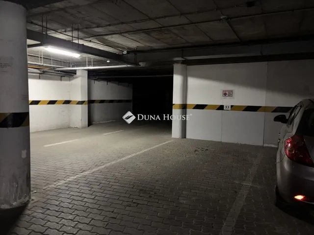 Eladó garázs Budapest III. kerület, Óbuda 15 nm