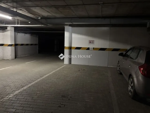 Eladó garázs Budapest III. kerület, Óbuda 15 nm