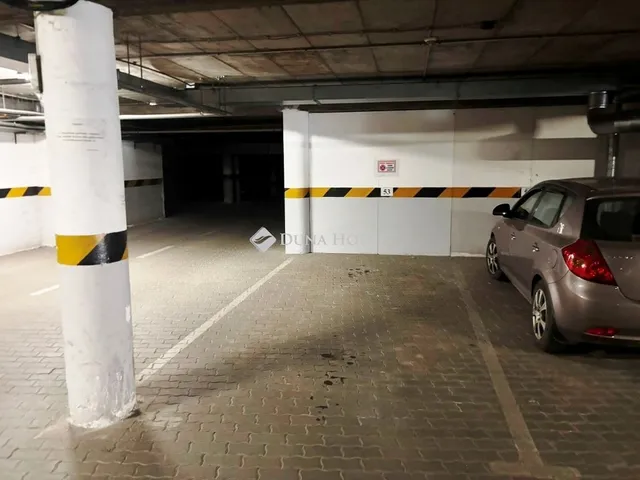 Eladó garázs Budapest III. kerület, Óbuda 15 nm