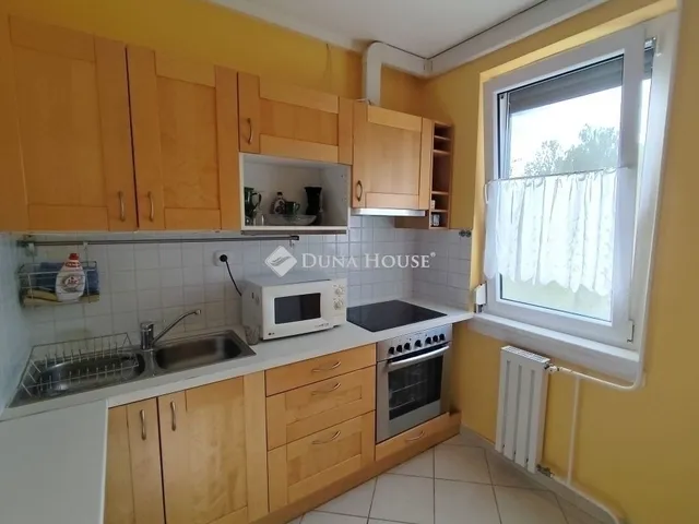 Eladó lakás Budapest III. kerület, Pók utcai lakótelep 67 nm