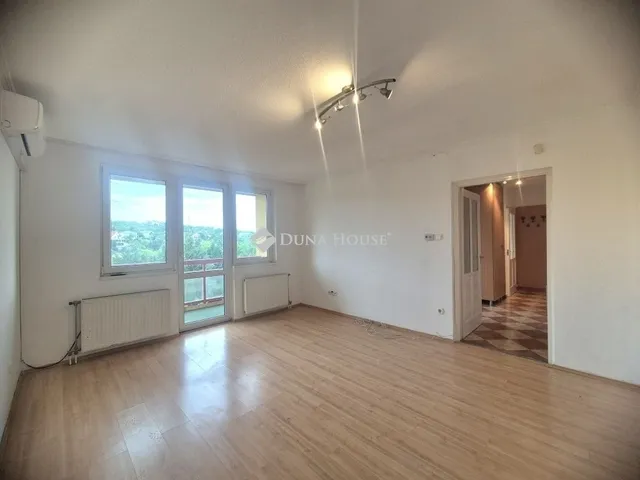 Eladó lakás Budapest III. kerület 60 nm