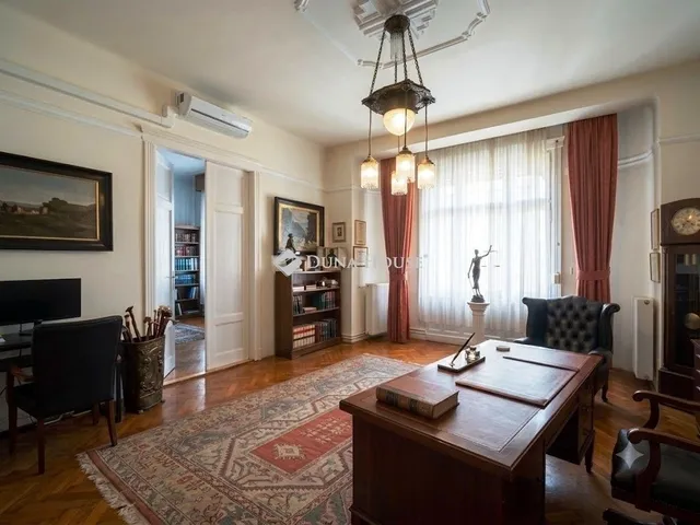 Eladó lakás Budapest XIII. kerület, Újlipótváros 210 nm