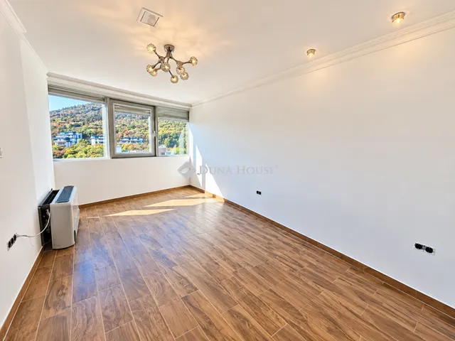 Eladó lakás Budapest II. kerület 64 nm