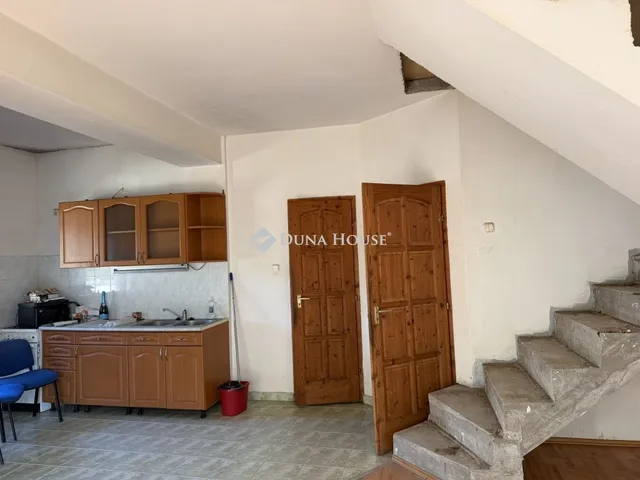 Eladó ház Budapest III. kerület, Csillaghegy 120 nm