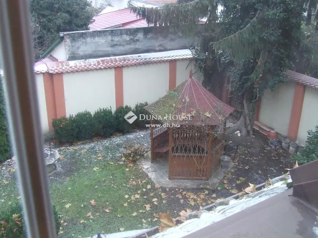 Eladó ház Esztergom 325 nm