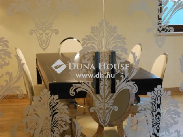 Eladó ház Szentendre 450 nm