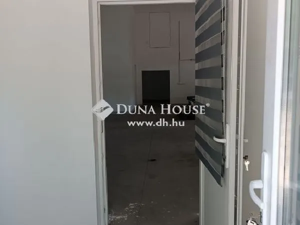 Eladó kereskedelmi és ipari ingatlan Pilismarót 228 nm