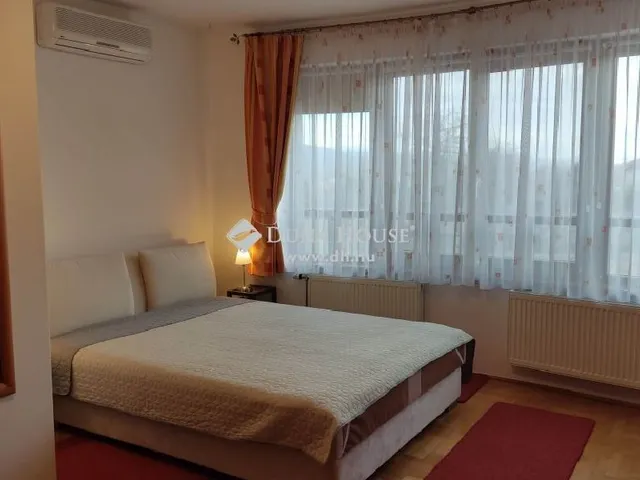 Eladó ház Esztergom 450 nm