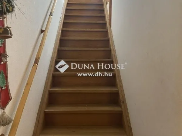 Eladó ház Piliscsaba 209 nm