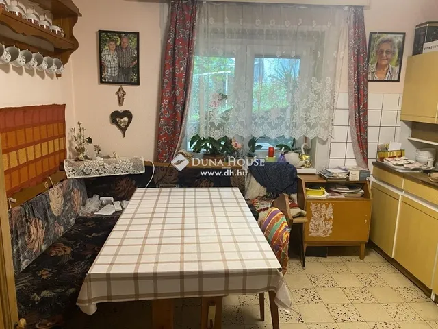 Eladó ház Piliscsaba 209 nm