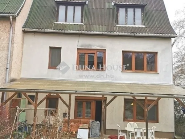 Eladó ház Esztergom 130 nm