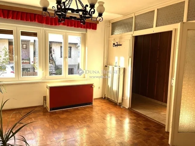 Eladó ház Esztergom 130 nm