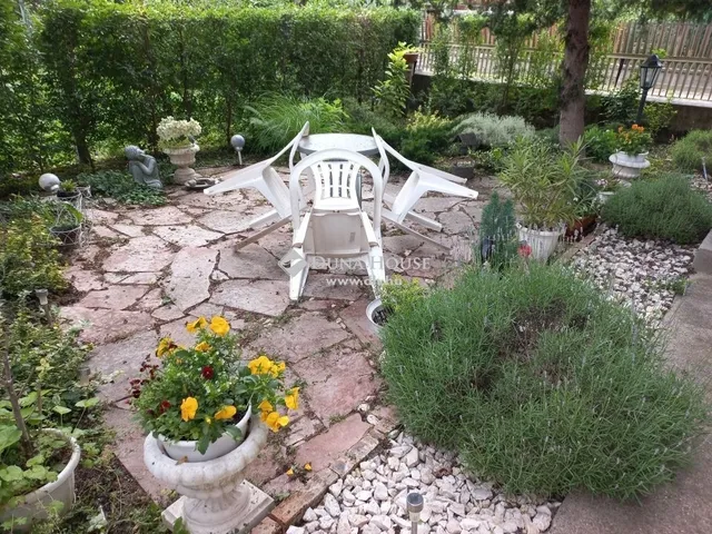 Eladó ház Esztergom 174 nm