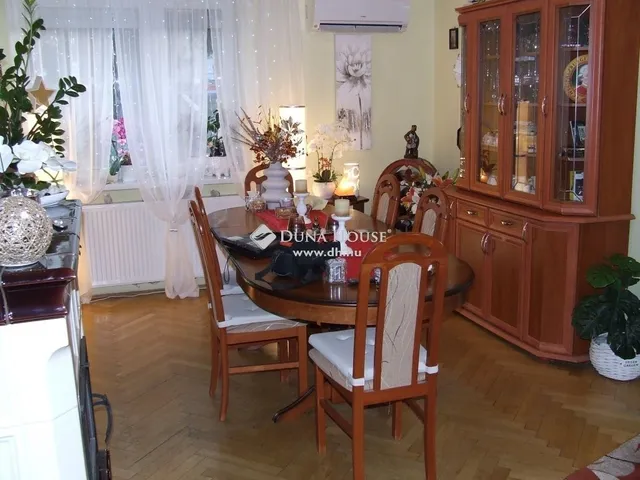 Eladó ház Esztergom 174 nm
