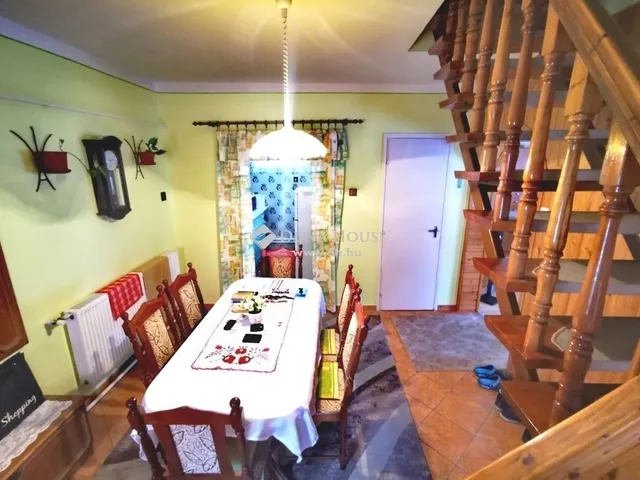 Eladó ház Leányvár 130 nm