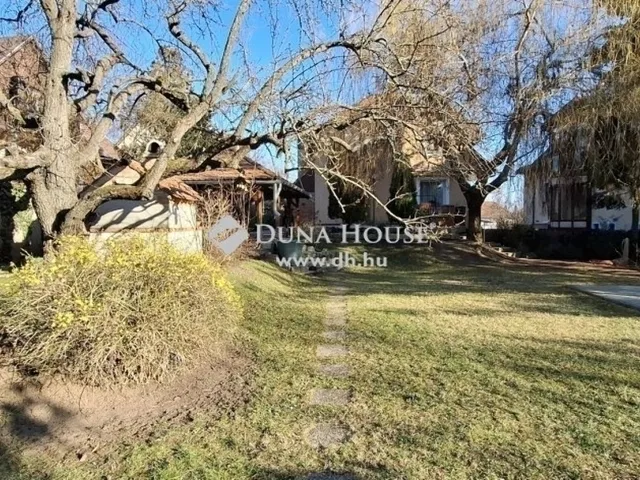 Eladó ház Szentendre 418 nm