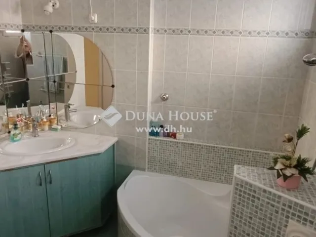 Eladó ház Szentendre 418 nm