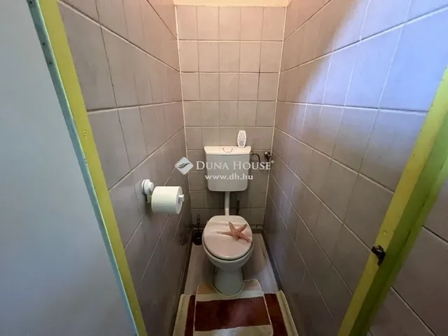 Eladó ház Nyergesújfalu 200 nm