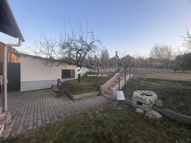 Eladó ház Nyergesújfalu 105 nm