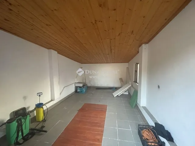 Eladó ház Nyergesújfalu 105 nm