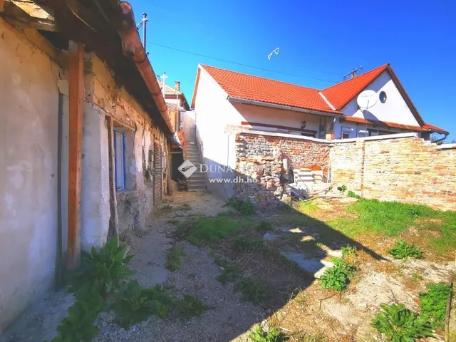 Eladó ház Esztergom 100 nm