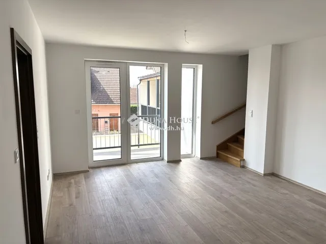 Eladó lakás Esztergom 92 nm