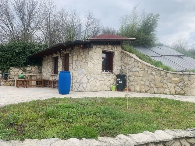 Eladó ház Bajót 200 nm