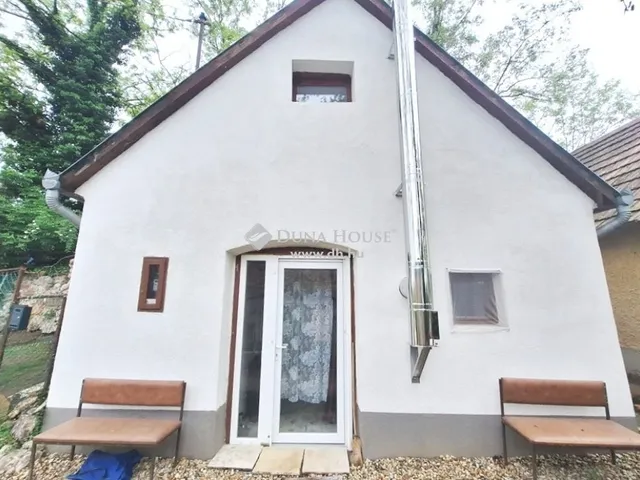 Eladó ház Kesztölc 50 nm