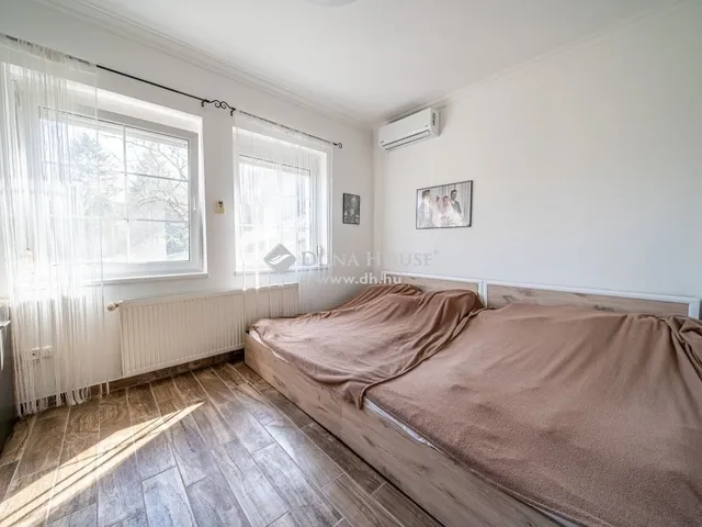 Eladó ház Dömös 196 nm