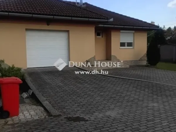 Eladó ház Tokod 140 nm