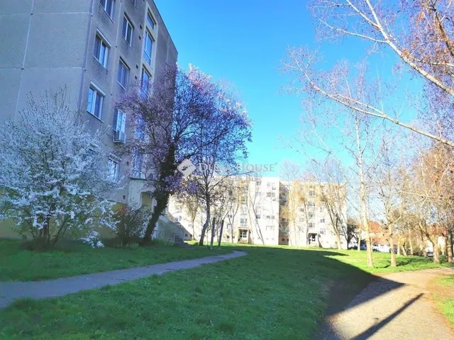 Eladó lakás Dorog 68 nm