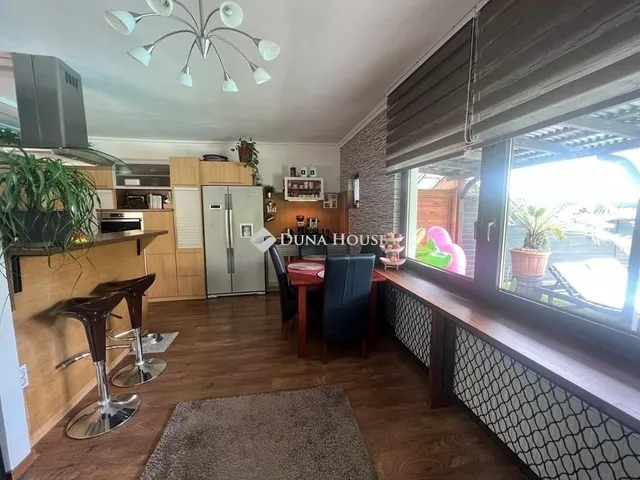 Eladó ház Leányfalu 160 nm
