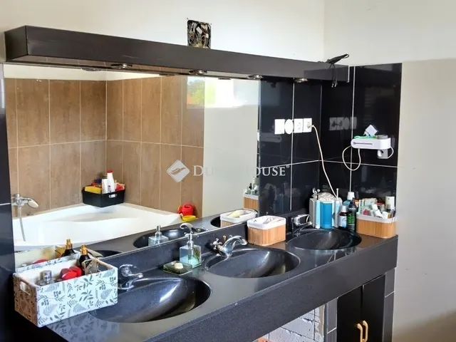 Eladó ház Tokodaltáró 160 nm