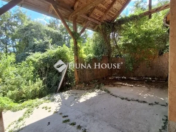 Eladó kereskedelmi és ipari ingatlan Dömös 1348 nm